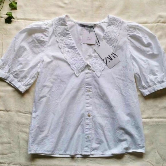 Zara Tops - ZARA white laced collared shirt.